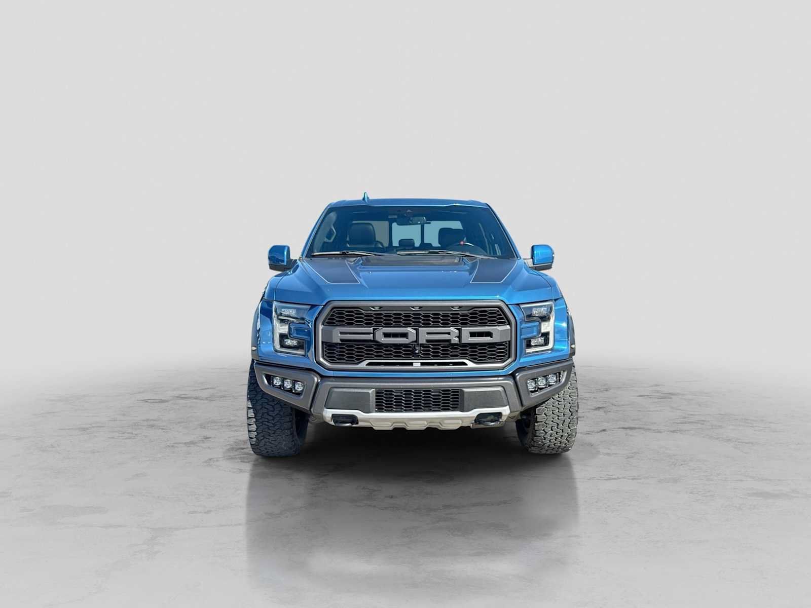 Used 2019 Ford F150 Raptor w/ Equipment Group 802A Luxury AWD/4WD image 9