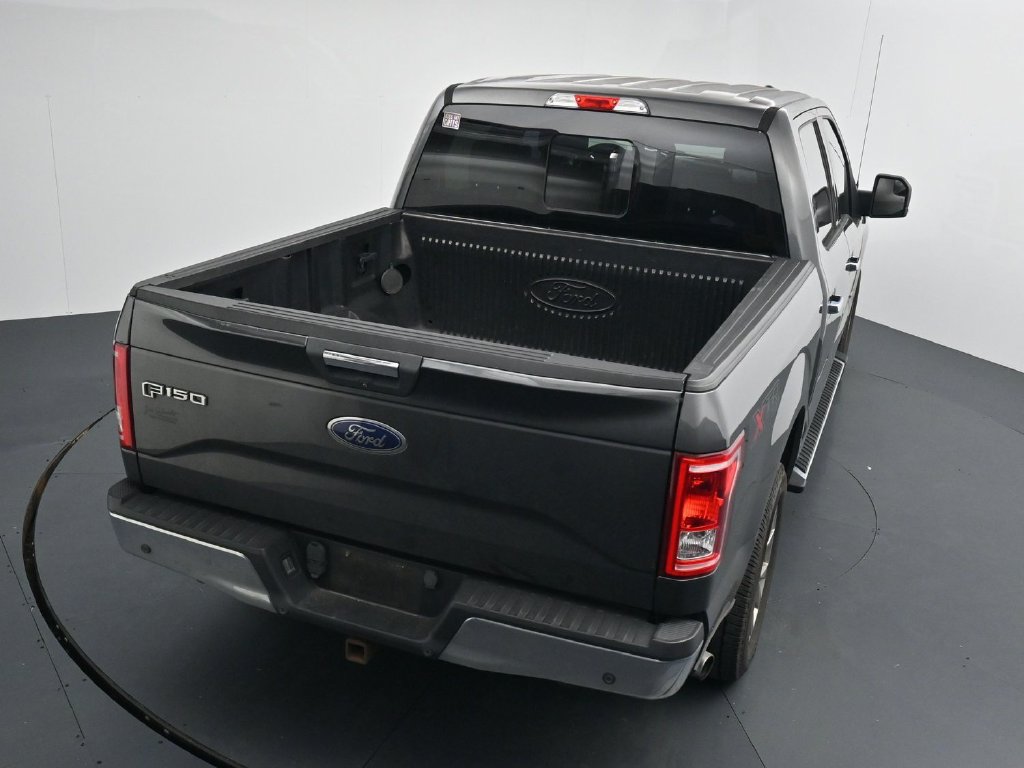 Used 2015 Ford F150 XLT w/ Equipment Group 302A Luxury AWD/4WD image 14