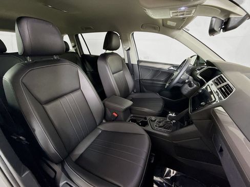 Certified 2023 Volkswagen Tiguan SE AWD/4WD image 26
