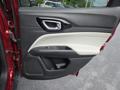 Certified 2022 Jeep Compass Limited AWD/4WD image 20