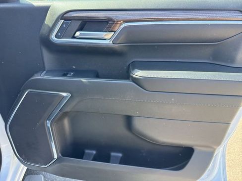 Used 2024 Chevrolet Silverado 1500 LT Trail Boss w/ Protection Package AWD/4WD image 30