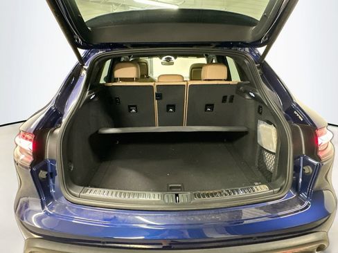 Certified 2026 Porsche Macan AWD/4WD image 27
