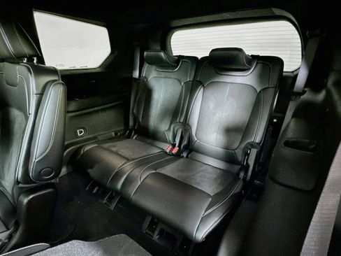 Used 2023 Jeep Grand Cherokee L Laredo AWD/4WD image 29