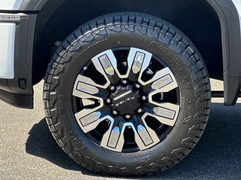 Certified 2024 GMC Sierra 2500 Denali w/ Denali Reserve Package AWD/4WD image 26
