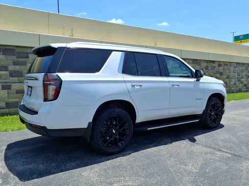 Used 2023 Chevrolet Tahoe Premier AWD/4WD image 11