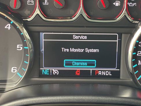 Used 2018 Chevrolet Silverado 1500 LT w/ All Star Edition image 26