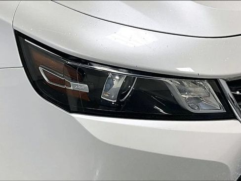 Used 2016 Chevrolet Impala LT w/ Leather Package FWD image 27