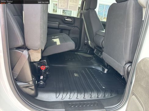 Used 2024 GMC Sierra 2500 Pro w/ Convenience Package image 41