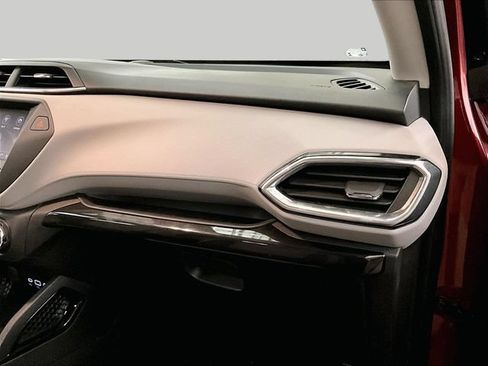 Used 2021 Chevrolet TrailBlazer LT w/ Driver Confidence Package FWD image 15