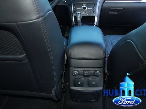 Used 2019 Ford Explorer Limited w/ Ford Safe & Smart Package AWD/4WD image 21