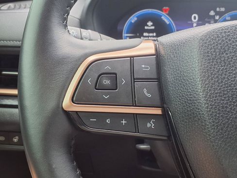 Used 2024 Toyota Grand Highlander AWD Hybrid image 17