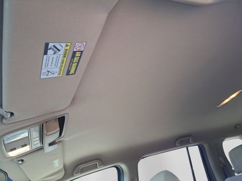 Used 2012 Honda Pilot LX image 13