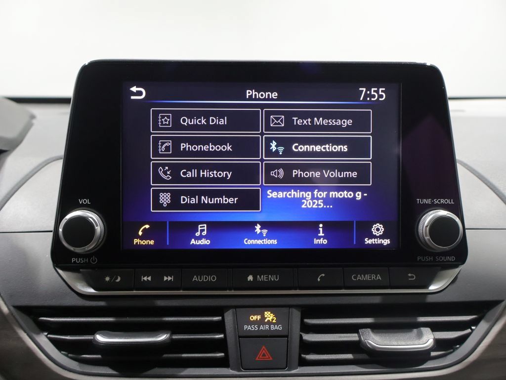 Used 2025 Nissan Altima 2.5 SV AWD/4WD image 24