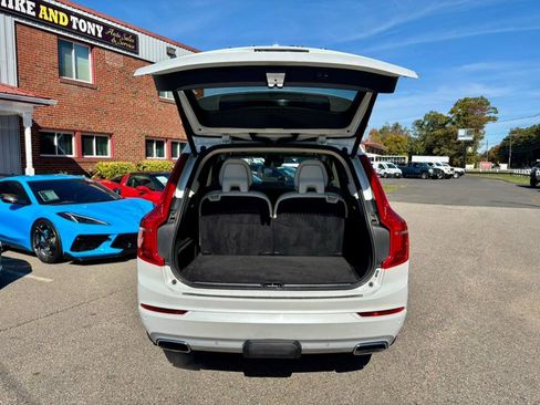 Used 2017 Volvo XC90 T6 Momentum w/ Vision Package image 32