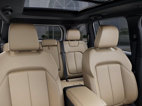 New 2025 Jeep Grand Cherokee Limited w/ Black Appearance Package AWD/4WD image 27