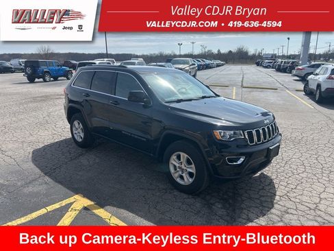 Used 2017 Jeep Grand Cherokee Laredo w/ Quick Order Package 23E image 1