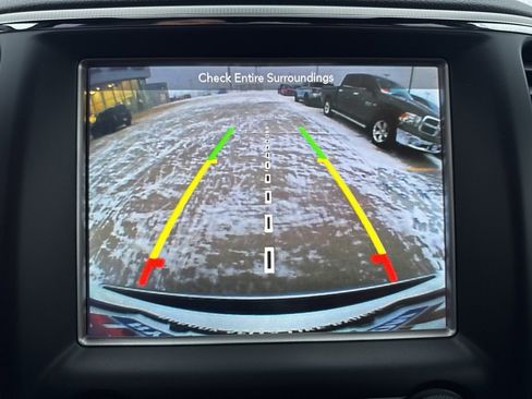 Used 2018 Jeep Grand Cherokee Limited image 19