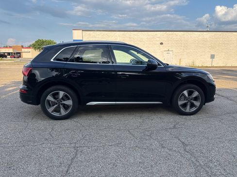 Used 2023 Audi Q5 2.0T Premium Plus AWD/4WD image 21