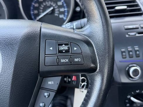 Used 2012 MAZDA MAZDA3 i Touring FWD image 19