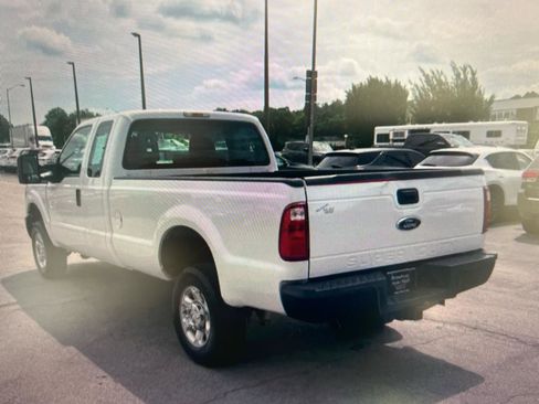 Used 2014 Ford F250 XL AWD/4WD image 3