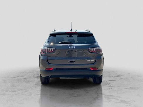 Used 2019 Jeep Compass Sport FWD image 5