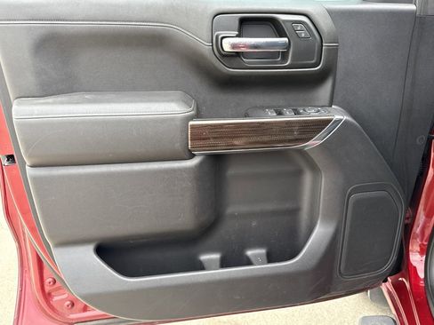 Used 2021 Chevrolet Silverado 1500 LT AWD/4WD image 10