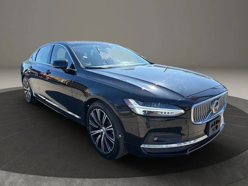 Used 2024 Volvo S90 B6 Plus AWD/4WD image 3