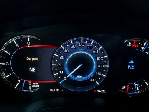 Used 2019 Cadillac Escalade Luxury AWD/4WD image 42