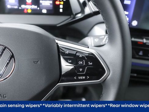 Used 2023 Volkswagen ID.4 Pro image 13