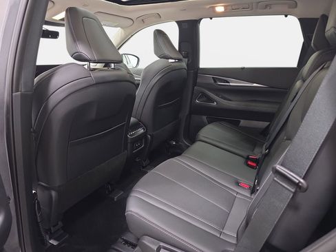 Certified 2026 INFINITI QX60 Luxe w/ Cargo Package AWD/4WD image 10
