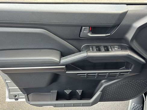 New 2026 Toyota 4Runner SR5 image 19