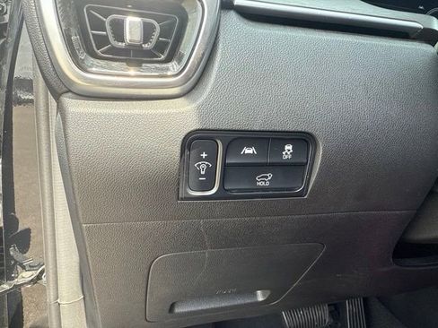 Used 2023 Kia Sorento SX AWD/4WD image 25