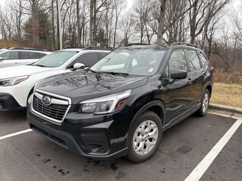 Used 2021 Subaru Forester image 3