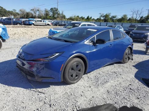 Used 2024 Toyota Prius LE FWD image 1