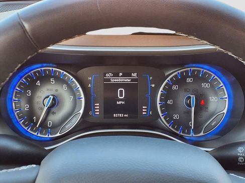 Used 2023 Chrysler Voyager LX image 20