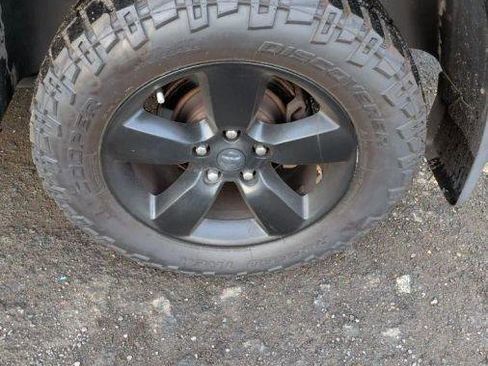 Used 2016 RAM 1500 Express image 19