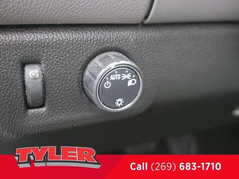 Used 2018 Chevrolet Colorado W/T w/ WT Convenience Package image 20