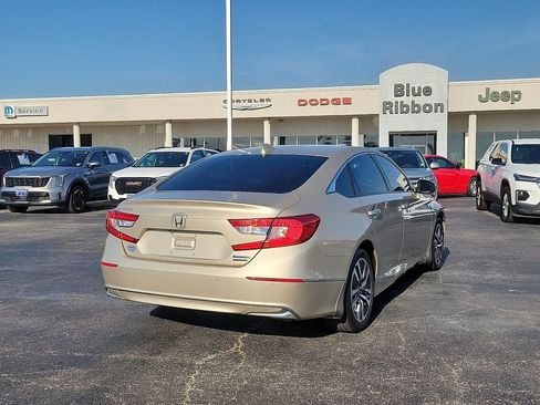 Used 2019 Honda Accord Touring image 5