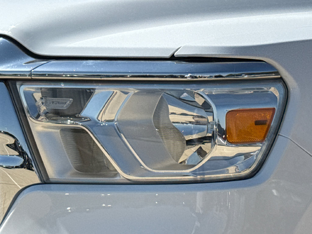 Used 2024 RAM 1500 Big Horn AWD/4WD image 4