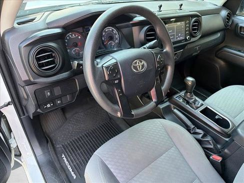 Used 2020 Toyota Tacoma SR w/ SR Convenience Package RWD image 11
