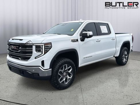Used 2024 GMC Sierra 1500 SLT w/ SLT Premium Plus Package image 2