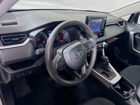 Certified 2021 Toyota RAV4 LE image 9