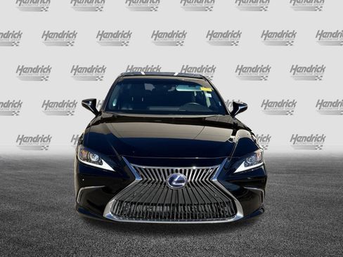 Used 2020 Lexus ES 300h w/ Premium Package image 3