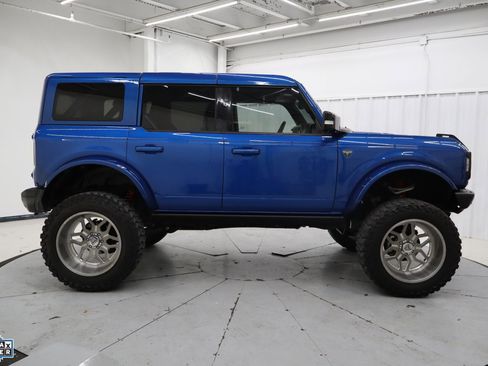 Used 2021 Ford Bronco First Edition image 2