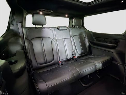 Used 2023 Jeep Wagoneer Series II w/ Convenience Group I image 30