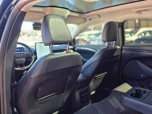 Used 2021 Ford Mustang Mach-E Premium image 29