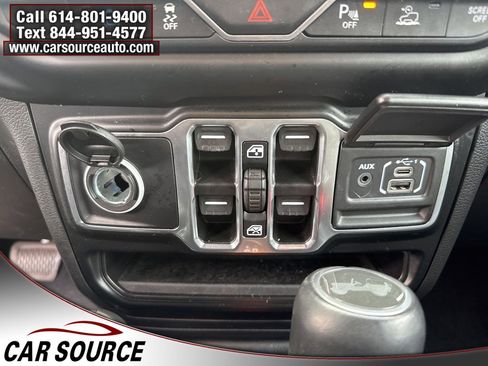 Used 2021 Jeep Wrangler Unlimited Sahara w/ Cold Weather Group image 30