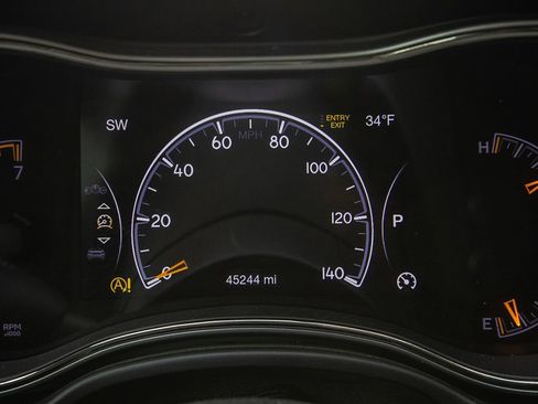 Used 2018 Jeep Grand Cherokee High Altitude image 16