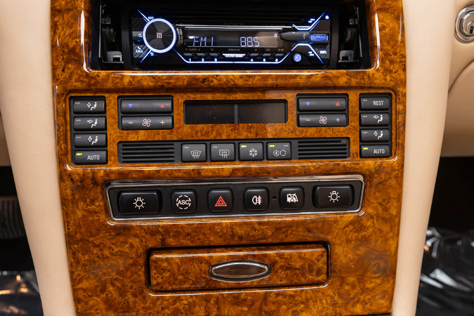 Used 2002 Rolls-Royce Silver Seraph RWD image 36