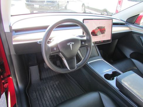 Used 2023 Tesla Model Y Long Range AWD/4WD image 11